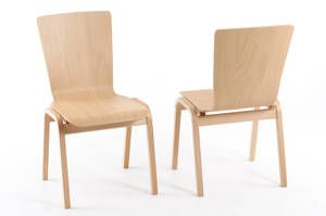 Ansprechende Stühle ganz aus Holz